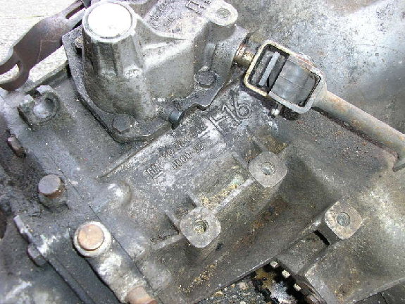 f16box.jpg